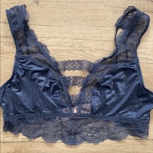 VS Blue Lace Satin Bralette 💧